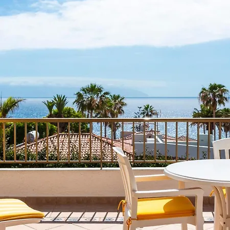 Vacation With Stunning Ocean View Appartamento *